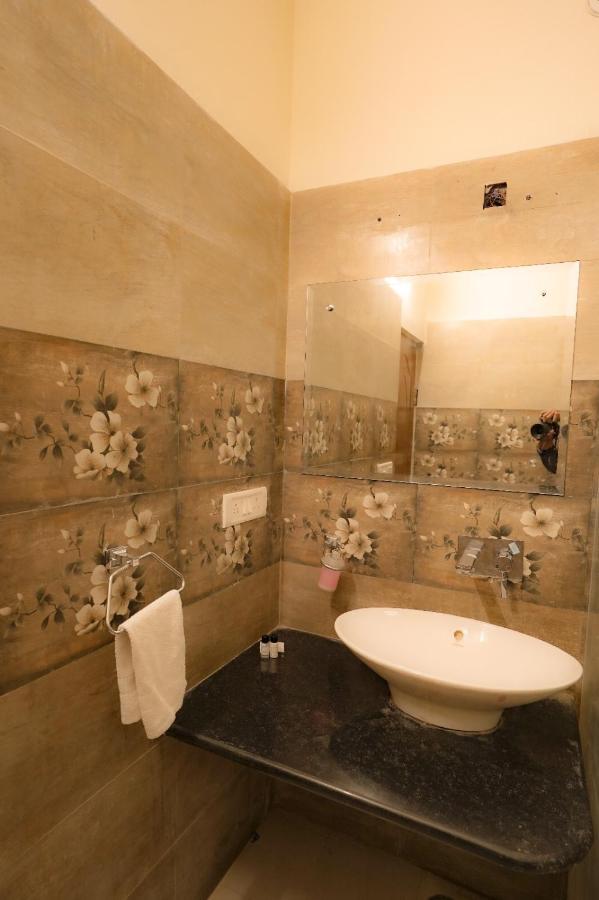 Royal Ocean Resort Jaipur Ngoại thất bức ảnh